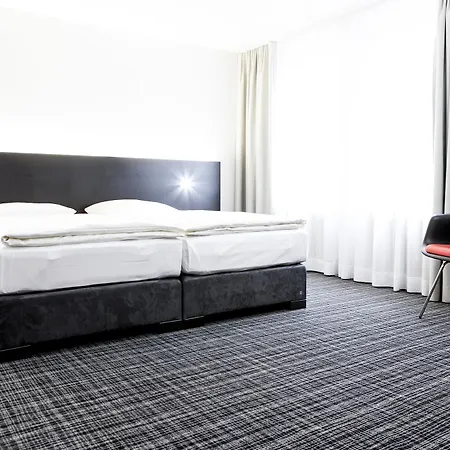 Comfor Hotel 3*