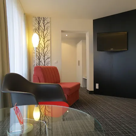 Comfor Hotell 3*