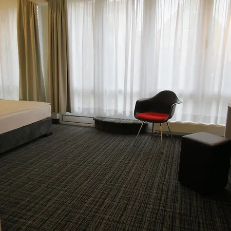 Hotel Comfor 3*