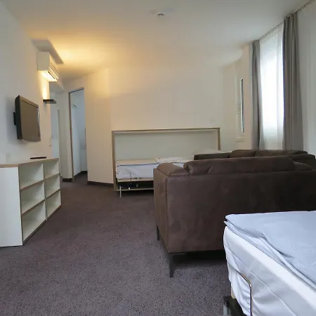 Comfor Hotel