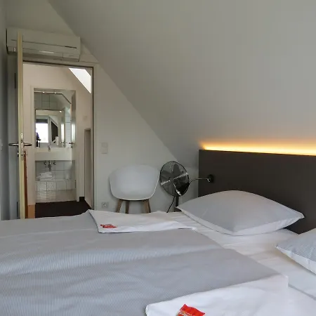 Comfor Hotel