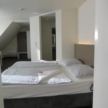 Comfor Hotel